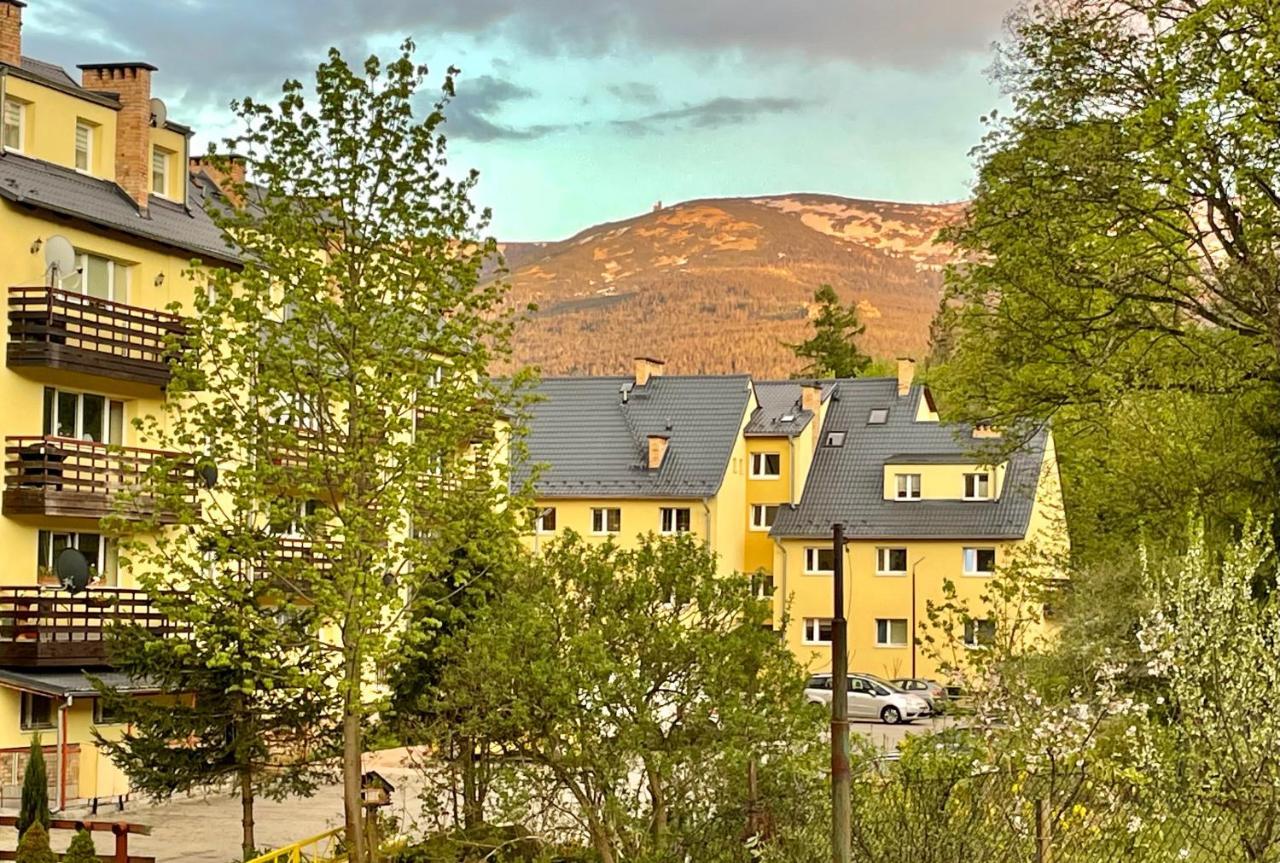 Apartament Nad Kamienczykiem IV شكلارسكا بوريبا المظهر الخارجي الصورة
